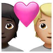 🧑🏿‍❤️‍🧑🏼 Emoji Liebespaar: Person, Person, dunkle Hautfarbe, mittelhelle Hautfarbe Apple iOS 15.4.