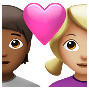 Emoji 🧑🏾‍❤️‍👩🏼 Coppia Con Cuore: persona, Donna, Carnagione Abbastanza Scura, Carnagione Abbastanza Chiara su Apple iOS 15.4.