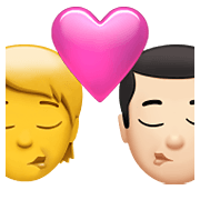 Emoji 🧑‍❤️‍💋‍👨🏻 Bacio Tra Coppia: persona, uomo, Nessun tono della pelle, Carnagione Chiara su Apple iOS 15.4.