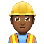 👷🏾‍♂️ Emoji Obrero Hombre: Tono De Piel Oscuro Medio en Apple iOS 15.4.