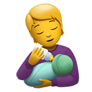 🧑‍🍼 Emoji Pessoa Alimentando Bebê na Apple iOS 15.4.