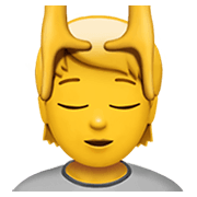 💆 Emoji Persona Recibiendo Masaje en Apple iOS 15.4.