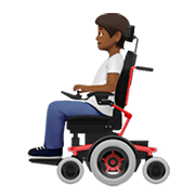 🧑🏾‍🦼 Emoji Person in motorisiertem Rollstuhl: mitteldunkle Hautfarbe Apple iOS 15.4.