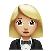 🤵🏼‍♀️ Emoji Frau im Smoking: mittelhelle Hautfarbe Apple iOS 15.4.