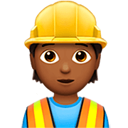 👷🏾 Emoji Trabalhador De Construção Civil: Pele Morena Escura na Apple iOS 16.4.