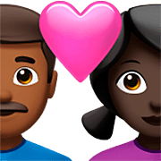 👨🏾‍❤️‍👩🏿 Emoji Liebespaar - Mann: mitteldunkle Hautfarbe, Frau: dunkle Hautfarbe Apple iOS 16.4.