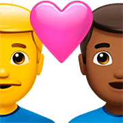 👨‍❤️‍👨🏾 Emoji Casal Apaixonado - Homem, Homem: Pele Morena Escura na Apple iOS 16.4.