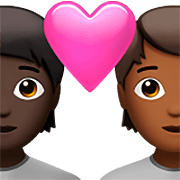 🧑🏿‍❤️‍🧑🏾 Emoji Liebespaar: Person, Person, dunkle Hautfarbe, mitteldunkle Hautfarbe Apple iOS 16.4.
