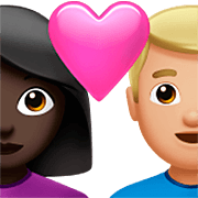 👩🏿‍❤️‍👨🏼 Emoji Casal Apaixonado - Mulher: Pele Escura, Homem: Pele Morena Clara na Apple iOS 16.4.