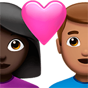 👩🏿‍❤️‍👨🏽 Emoji Pareja Enamorada - Mujer: Tono De Piel Oscuro, Hombre: Tono De Piel Medio en Apple iOS 16.4.