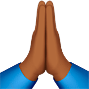 🙏🏾 Emoji Manos En Oración: Tono De Piel Oscuro Medio en Apple iOS 16.4.