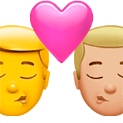 👨‍❤️‍💋‍👨🏼 Emoji Beso - Hombre, Hombre: Tono De Piel Claro Medio en Apple iOS 16.4.