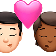 Emoji 👨🏻‍❤️‍💋‍🧑🏾 Bacio Tra Coppia: uomo, persona, Carnagione Chiara, Carnagione Abbastanza Scura su Apple iOS 16.4.