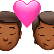 👨🏾‍❤️‍💋‍🧑🏾 Emoji Beso: Hombre, Persona, Tono De Piel Oscuro Medio en Apple iOS 16.4.