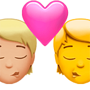 Emoji 🧑🏼‍❤️‍💋‍🧑 Bacio Tra Coppia: persona, persona, Carnagione Abbastanza Chiara, Nessun tono della pelle su Apple iOS 16.4.