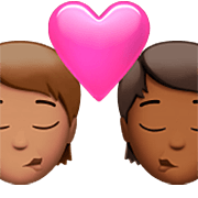 🧑🏽‍❤️‍💋‍🧑🏾 Emoji Beijo: Pessoa, Pessoa, Pele Morena, Pele Morena Escura na Apple iOS 16.4.