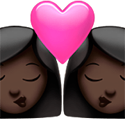 Emoji 👩🏿‍❤️‍💋‍👩🏿 Bacio Tra Coppia - Donna, Donna: Carnagione Scura, Carnagione Scura su Apple iOS 16.4.