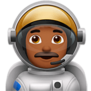 👨🏾‍🚀 Emoji Astronauta Hombre: Tono De Piel Oscuro Medio en Apple iOS 16.4.