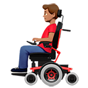 👨🏽‍🦼 Emoji Homem Em Cadeira De Rodas Motorizada: Pele Morena na Apple iOS 16.4.