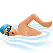 🏊🏼‍♂️ Emoji Hombre Nadando: Tono De Piel Claro Medio en Apple iOS 16.4.