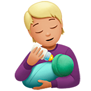 Émoji 🧑🏼‍🍼 Personne Allaitant Un Bébé : Peau Moyennement Claire sur Apple iOS 16.4.