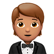 Emoji 🤵🏽 Persona In Smoking: Carnagione Olivastra su Apple iOS 16.4.