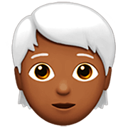 Emoji 🧑🏾‍🦳 Persona: Carnagione Abbastanza Scura E Capelli Bianchi su Apple iOS 16.4.