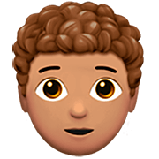 🧑🏽‍🦱 Emoji Erwachsener: mittlere Hautfarbe, lockiges Haar Apple iOS 16.4.