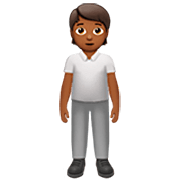 🧍🏾 Emoji stehende Person: mitteldunkle Hautfarbe Apple iOS 16.4.