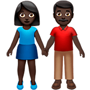 👫🏿 Emoji Mann und Frau halten Hände: dunkle Hautfarbe Apple iOS 16.4.
