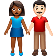 Emoji 👩🏾‍🤝‍👨🏻 Uomo E Donna Che Si Tengono Per Mano: Carnagione Abbastanza Scura E Carnagione Chiara su Apple iOS 16.4.