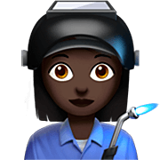 👩🏿‍🏭 Emoji Fabrikarbeiterin: dunkle Hautfarbe Apple iOS 16.4.