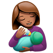 👩🏽‍🍼 Emoji Mujer Que Alimenta Al Bebé: Tono De Piel Medio en Apple iOS 16.4.