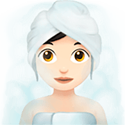 🧖🏻‍♀️ Emoji Frau in Dampfsauna: helle Hautfarbe Apple iOS 16.4.