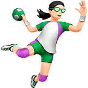 🤾🏻‍♀️ Emoji Handballspielerin: helle Hautfarbe Apple iOS 16.4.