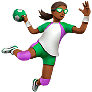 🤾🏾‍♀️ Emoji Handballspielerin: mitteldunkle Hautfarbe Apple iOS 16.4.