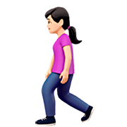 🚶🏻‍♀️ Emoji Mujer Caminando: Tono De Piel Claro en Apple iOS 16.4.