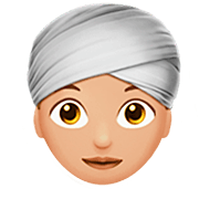 👳🏼‍♀️ Emoji Mujer Con Turbante: Tono De Piel Claro Medio en Apple iOS 16.4.
