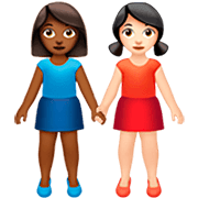 👩🏾‍🤝‍👩🏻 Emoji Duas Mulheres De Mãos Dadas: Pele Morena Escura E Pele Clara na Apple iOS 16.4.