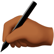 ✍🏾 Emoji Escrevendo à Mão: Pele Morena Escura na Apple iOS 16.4.