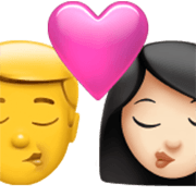 👨‍❤️‍💋‍👩🏻 Emoji Beso - Hombre, Mujer: Tono De Piel Claro en Apple iOS 17.4.