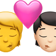 🧑‍❤️‍💋‍🧑🏻 Emoji Beso: Persona, Persona, Sin tono de piel, Tono De Piel Claro en Apple iOS 17.4.