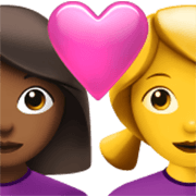 👩🏾‍❤️‍👩 Emoji Liebespaar - Frau: mitteldunkle Hautfarbe, Frau Apple iOS 17.4.