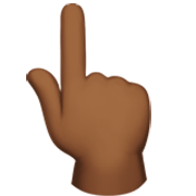 👆🏾 Emoji nach oben weisender Zeigefinger von hinten: mitteldunkle Hautfarbe Apple iOS 17.4.
