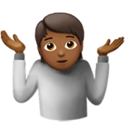Emoji 🤷🏾 Persona Che Scrolla Le Spalle: Carnagione Abbastanza Scura su Apple iOS 17.4.