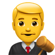 Emoji 👨‍⚖️ Giudice Uomo su Apple iOS 17.4.