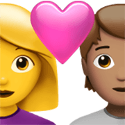 👩‍❤️‍🧑🏽 Emoji Casal Apaixonado: Mulher, Pessoa, Sem tom de pele, Pele Morena na Apple iOS 17.4.
