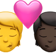 Beijo: Pessoa, Pessoa, Sem tom de pele, Pele Escura Apple iOS 17.4.