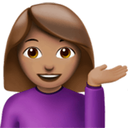 Emoji 💁🏽‍♀️ Donna Con Suggerimento: Carnagione Olivastra su Apple iOS 17.4.