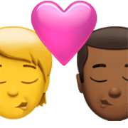 🧑‍❤️‍💋‍👨🏾 Emoji Beso: Persona, Hombre, Sin tono de piel, Tono De Piel Oscuro Medio en Apple iOS 17.4.